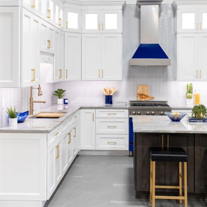 ZLINE 30 in Wall Mount Range Hood Ducted Satin Stainless Steel Blue Gloss Shell 8654BG-30