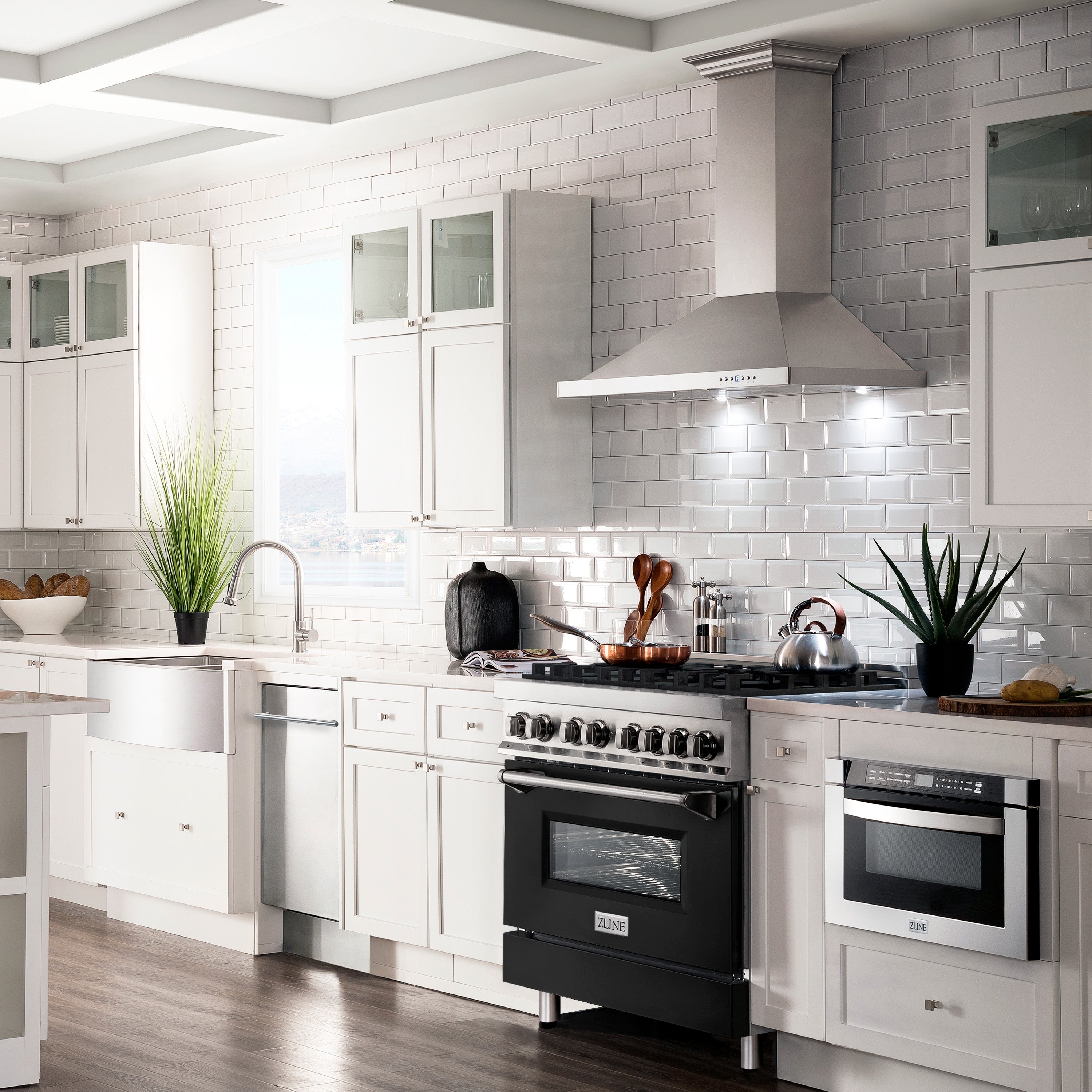 ZLINE 36" Dual Fuel Range with Gas Burners and Electric Oven, Stainless Steel with Black Matte Door (RA-BLM-36)