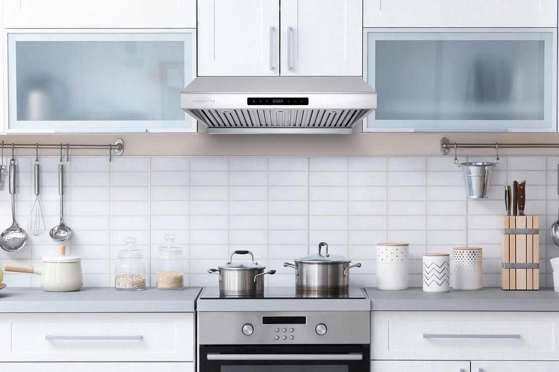 Hauslane 30-Inch Under Cabinet Range Hood with Stainless Steel Filters in Stainless Steel (UC-PS10SS-30)