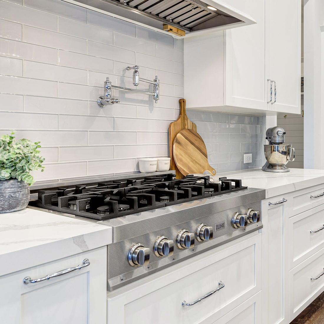 ZLINE 36" Legacy Gas Rangetop with 6 Burners and Porcelain Cooktop in Satin Stainless Steel, RTS-36