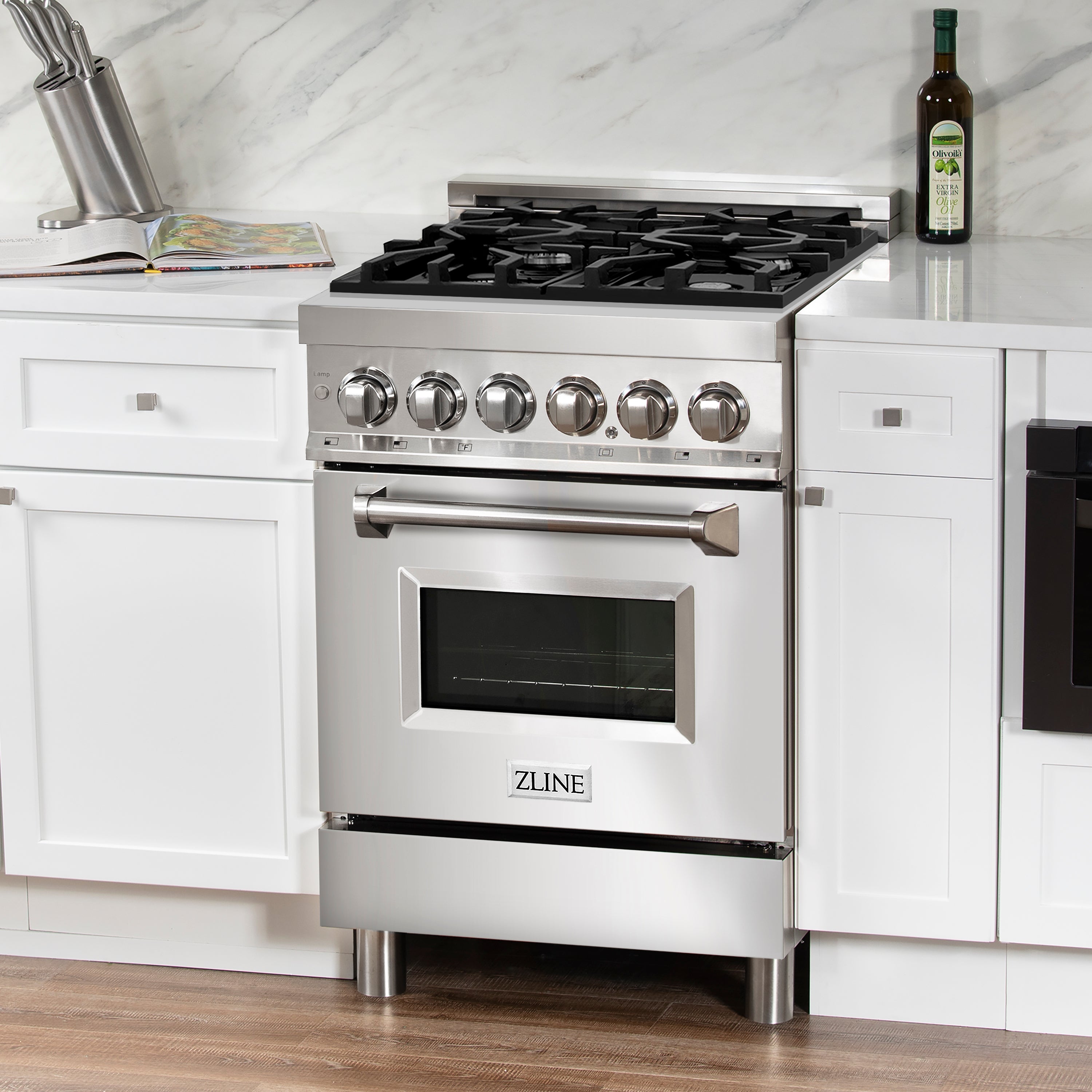 ZLINE 24 in. Dual Fuel Freestanding Range with Gas Burners and Electric Oven in Stainless Steel (RA24)