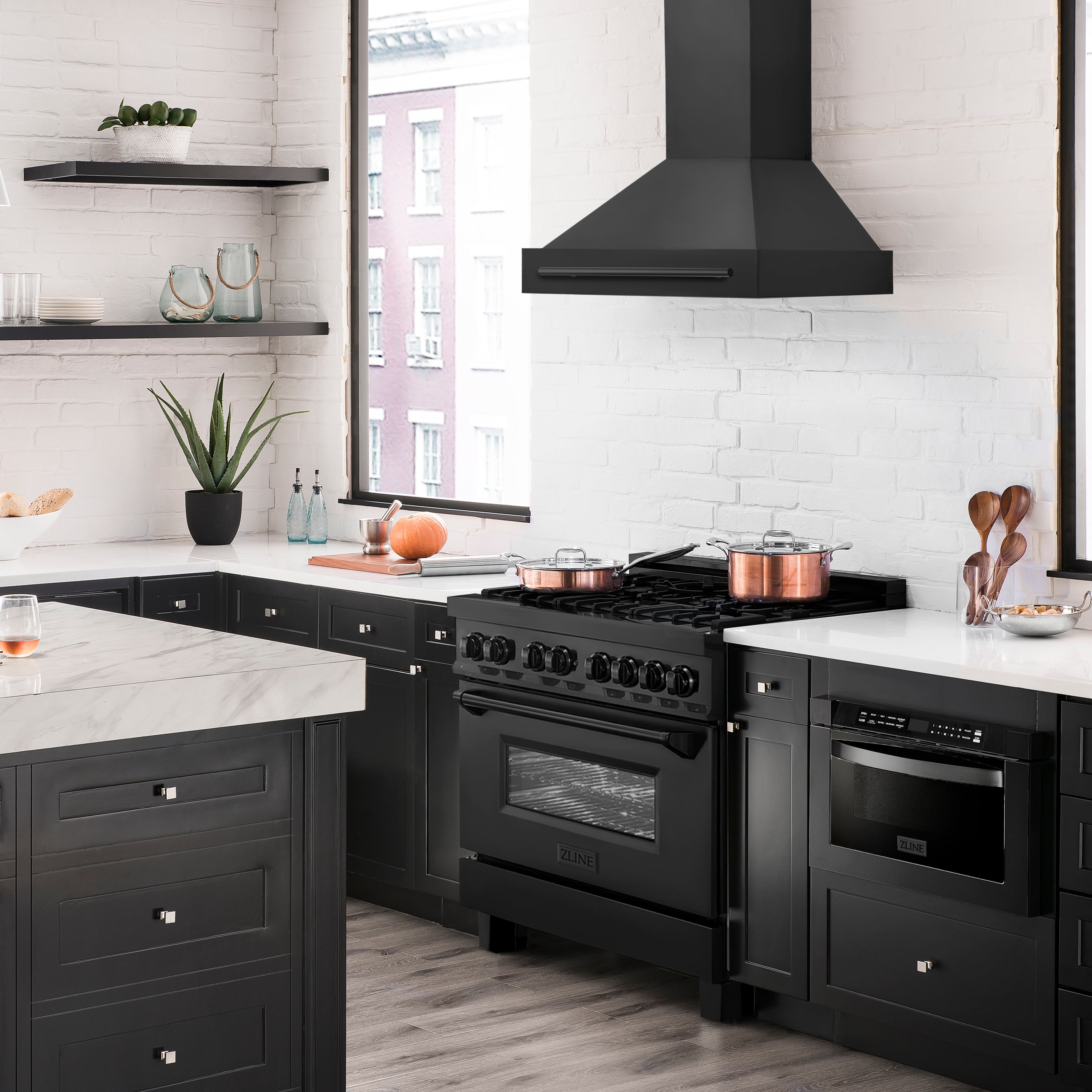 ZLINE 30 in. Range Hood Black Stainless Steel with Black Stainless Steel Handle (BS655-30-BS)