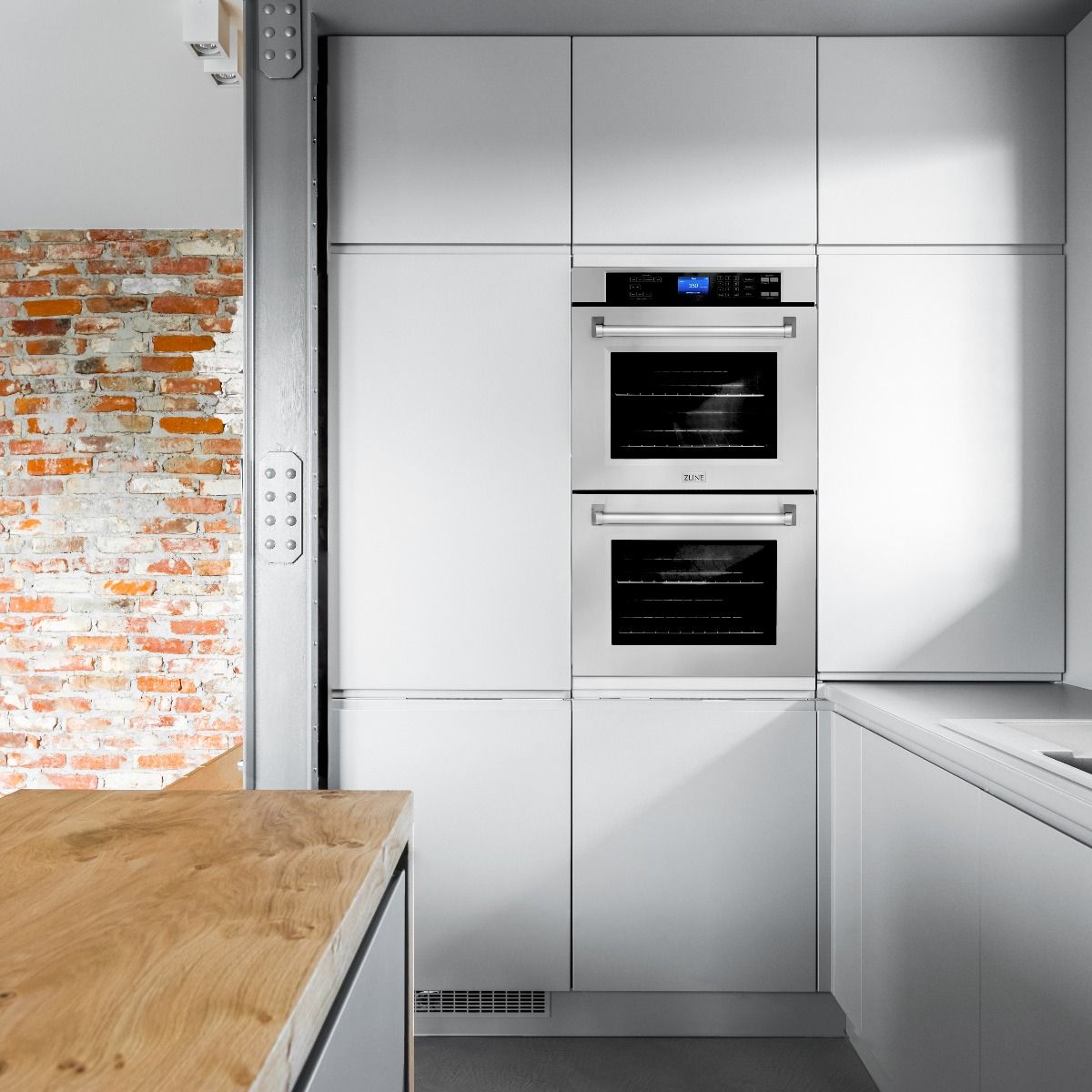 ZLINE 4-Piece Appliance Package - 48 In. Rangetop, Range Hood, Refrigerator, and Double Wall Oven in Stainless Steel, 4KPR-RTRH48-AWD