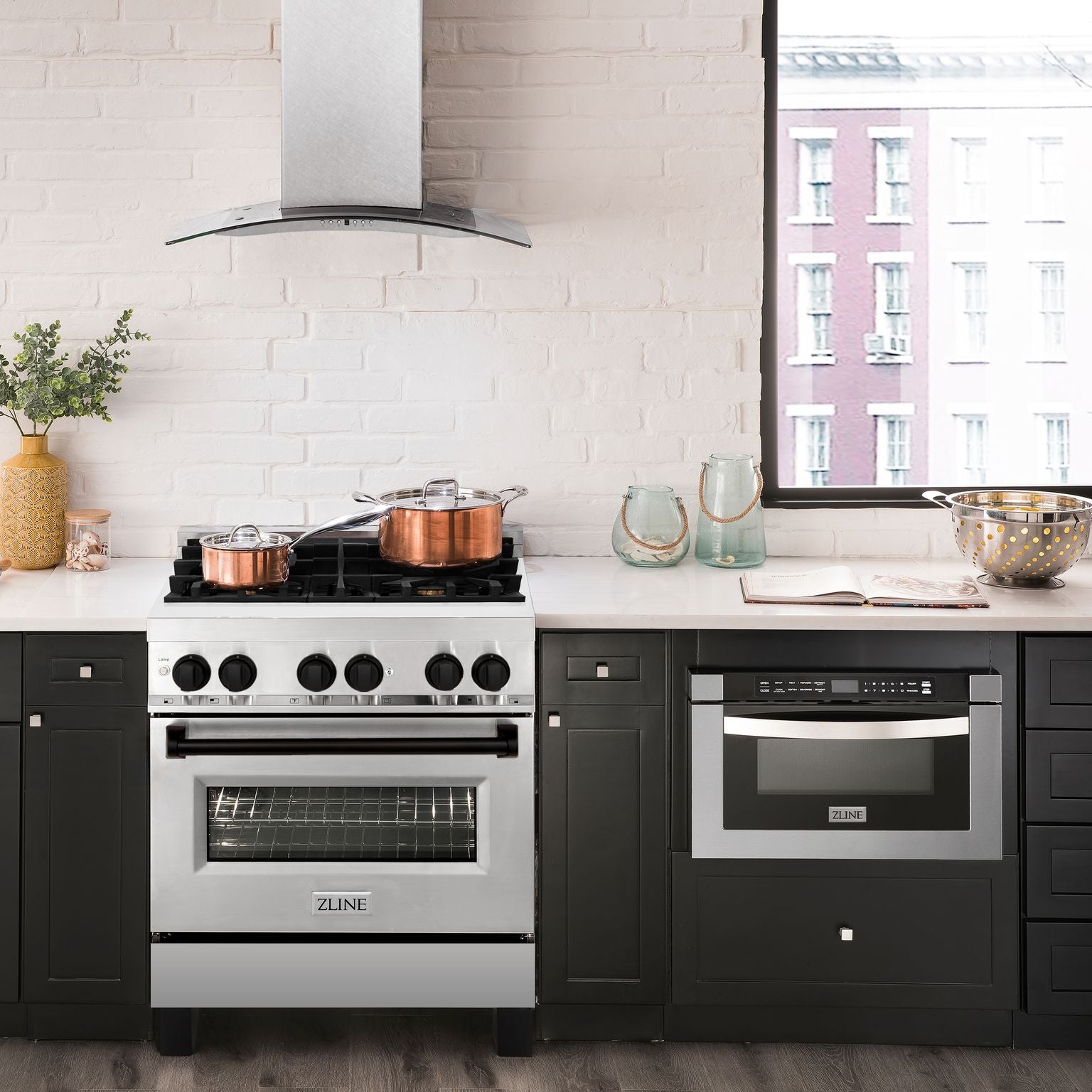 ZLINE Autograph 30 in. 4.0 cu. ft. Dual Fuel Range with Gas Cooktop and Electric Convection Oven in Stainless Steel with Black Matte Accents (RAZ-30-MB)