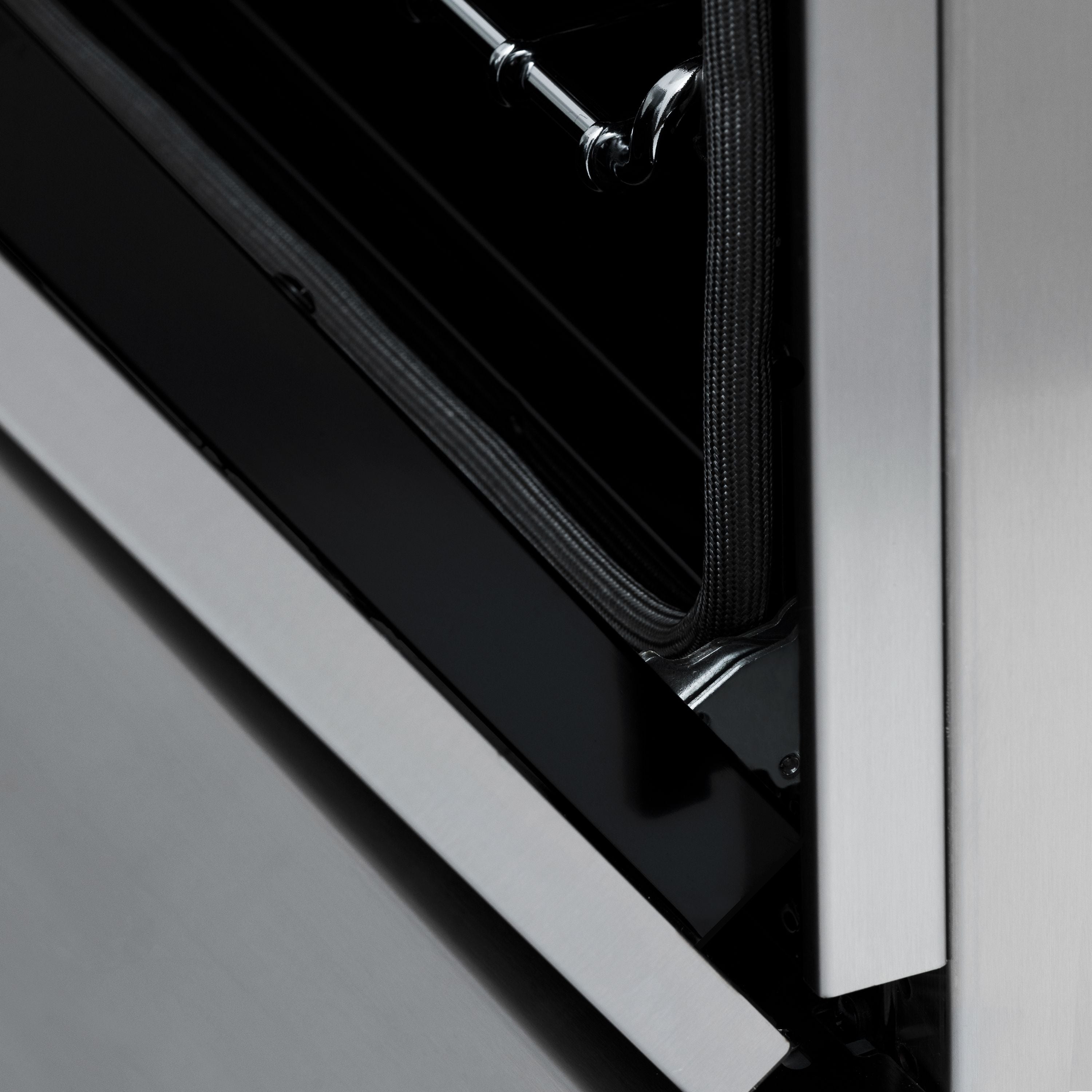ZLINE Autograph 30 in. 4.0 cu. ft. Dual Fuel Range with Gas Cooktop and Electric Convection Oven in Stainless Steel with Black Matte Accents (RAZ-30-MB)