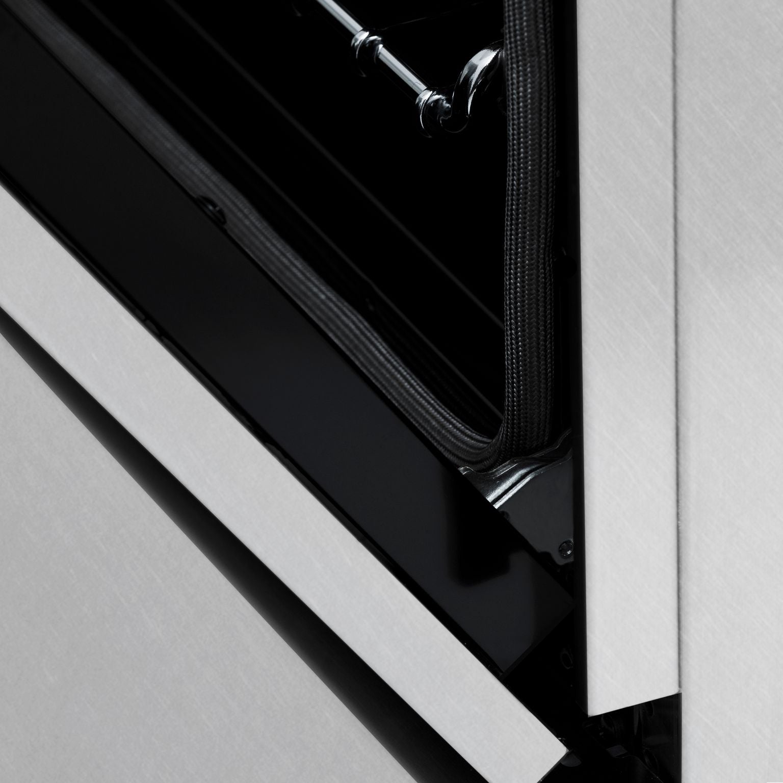 ZLINE Autograph Edition Legacy 30" Dual Fuel Range, 4.0 cu. ft. Electric Convection Oven, 4-Burner Gas Cooktop, Satin Stainless Steel with Matte Black Accents (RASZ-SN-30-MB)