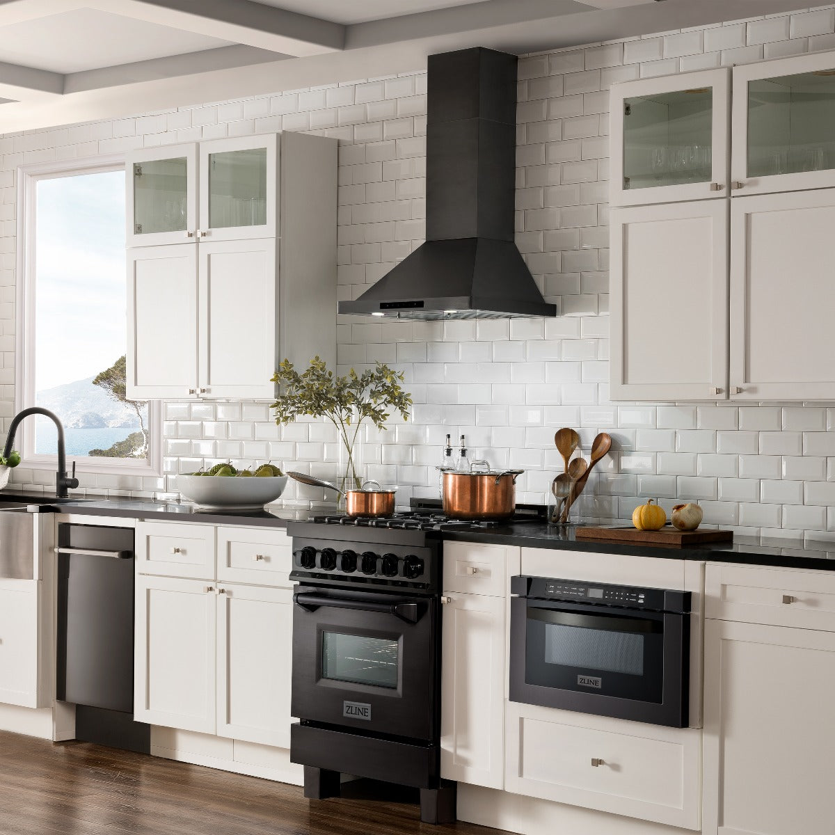 ZLINE 24 Inch Wall Mount Range Hood Convertible Vent Black Stainless Steel 400 CFM (BSKBN-24)