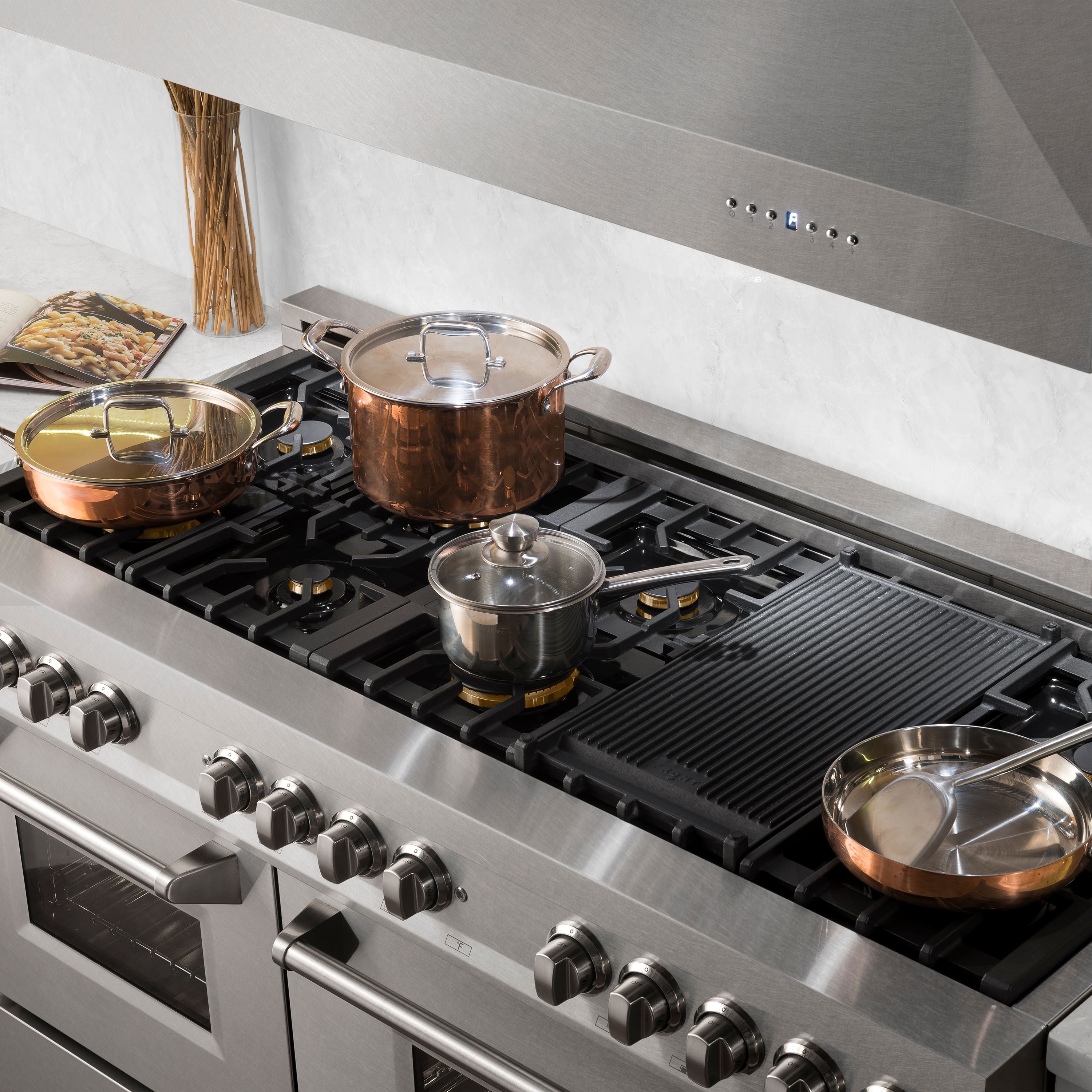 ZLINE 60 in. Legacy Dual Fuel Range with 8 Brass Burners, Gas Cooktop, Double Electric Convection Ovens (7.4 cu. ft.), Satin Stainless (RAS-SN-BR-60)
