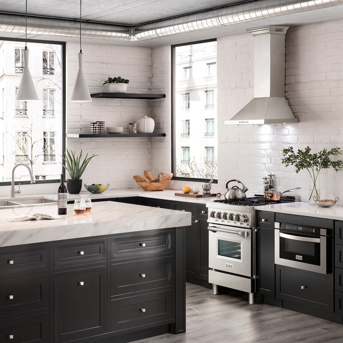 ZLINE 24 in. Dual Fuel Range with Gas Burners and Electric Oven in Stainless Steel with Brass Burners (RA-BR-24)