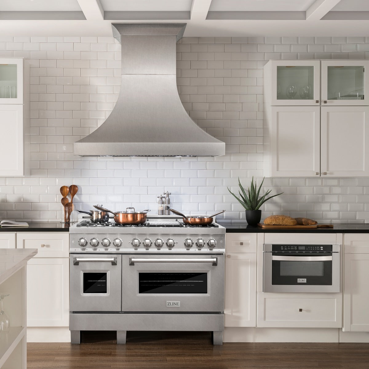 ZLINE 48 in Dual Fuel Range with 6 Sealed Brass Burners, Double Electric Convection Ovens, Satin Stainless Steel Door, 6.0 cu. ft. Total Capacity (RAS-SN-BR-48)