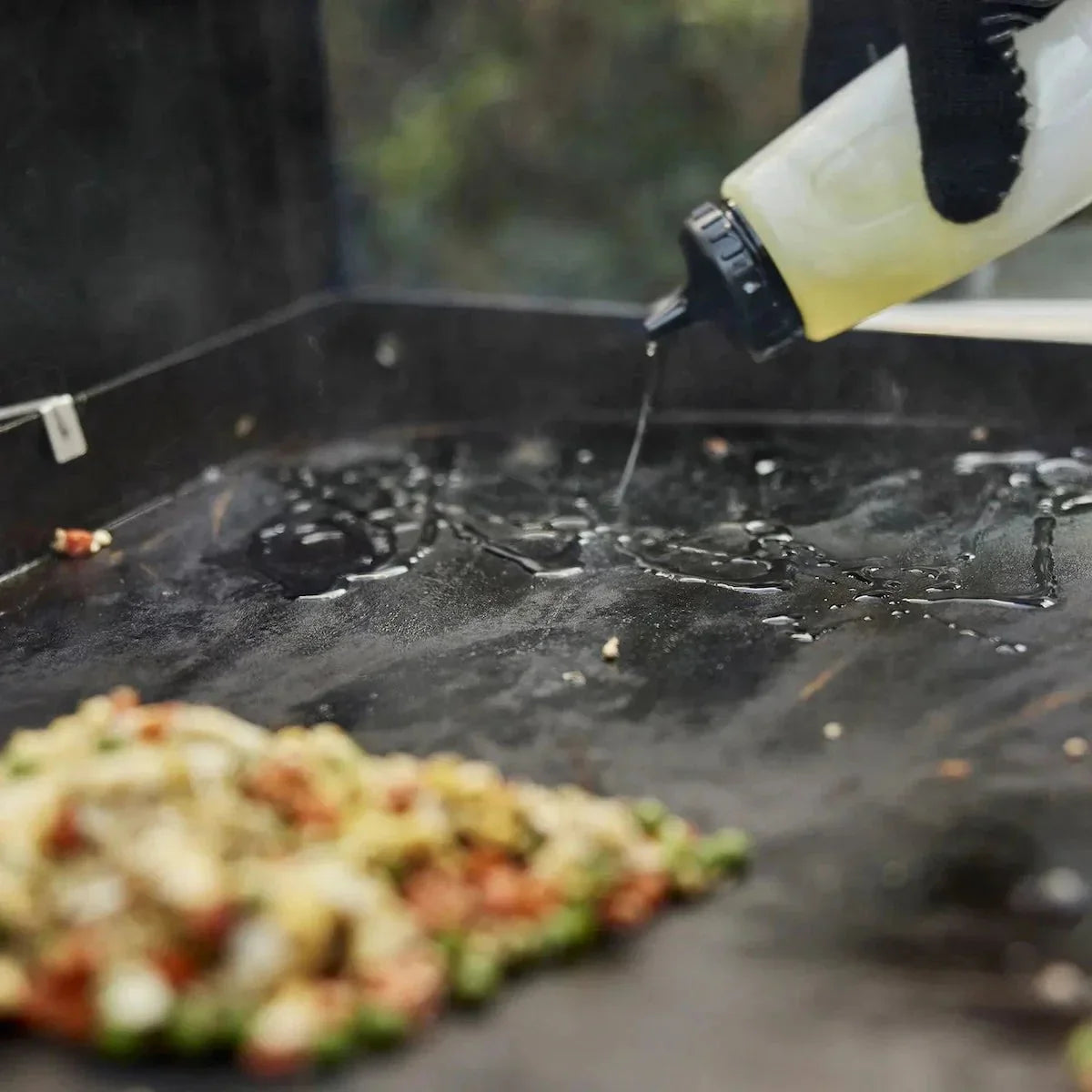 Weber Griddle Squeeze Bottles