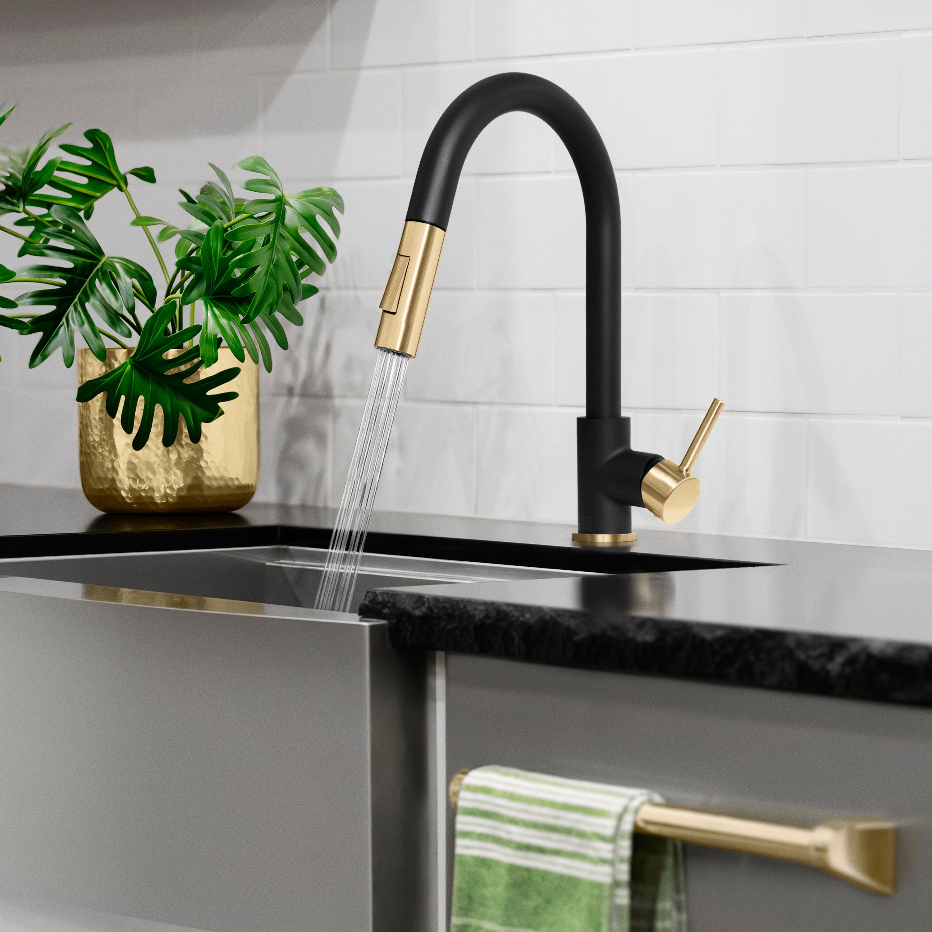 ZLINE Autograph Gemini Pull Down Single Handle Kitchen Faucet in Matte Black and Champagne Bronze, GEM-KF-ZMBCB