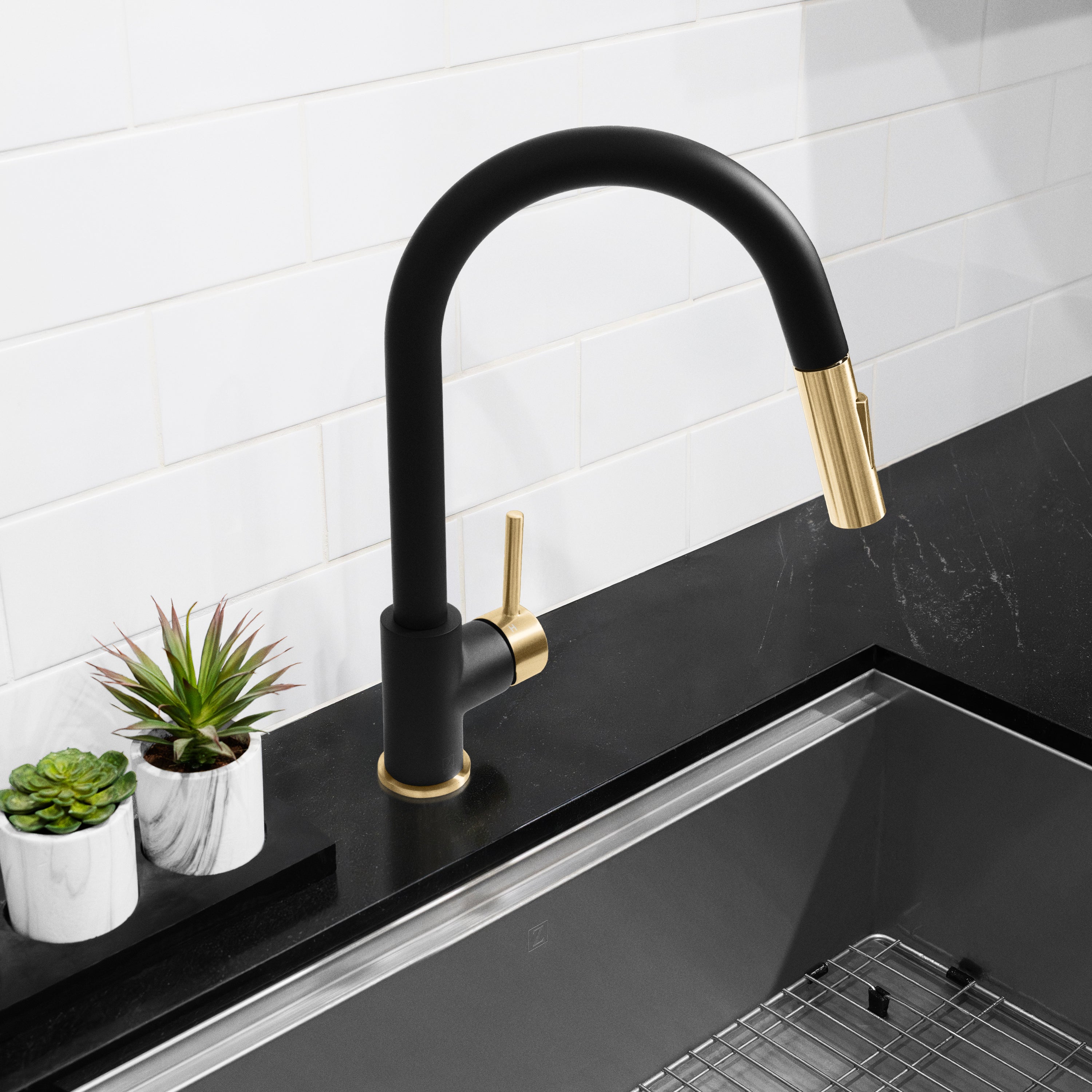 ZLINE Autograph Gemini Pull Down Single Handle Kitchen Faucet in Matte Black and Champagne Bronze, GEM-KF-ZMBCB