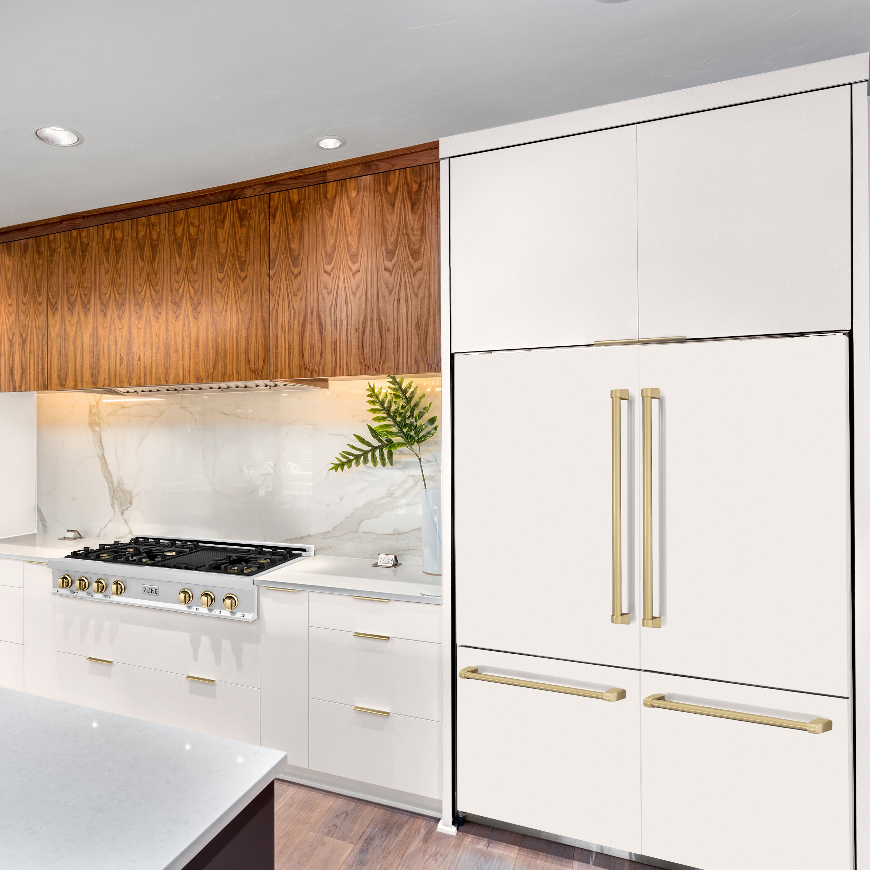 ZLINE 60 in. Built-In Refrigerator 32.2 cu. ft. Internal Water & Ice Dispenser White Matte Champagne Bronze Accents (RBIVZ-WM-60-CB)