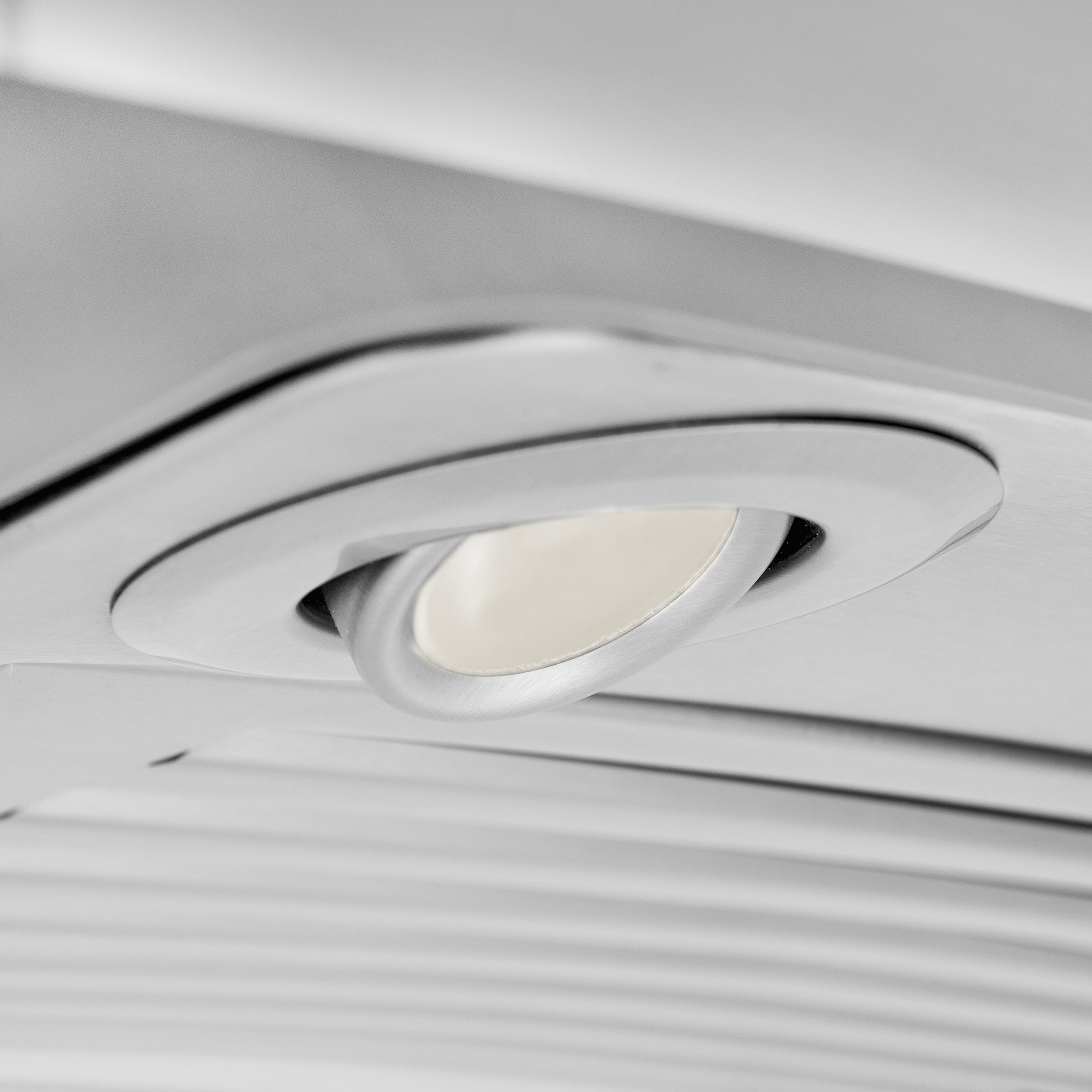 ZLINE 36 in Island Mount Range Hood 400 CFM Stainless Steel CrownSound Bluetooth Speakers (GL9iCRN-BT-36)