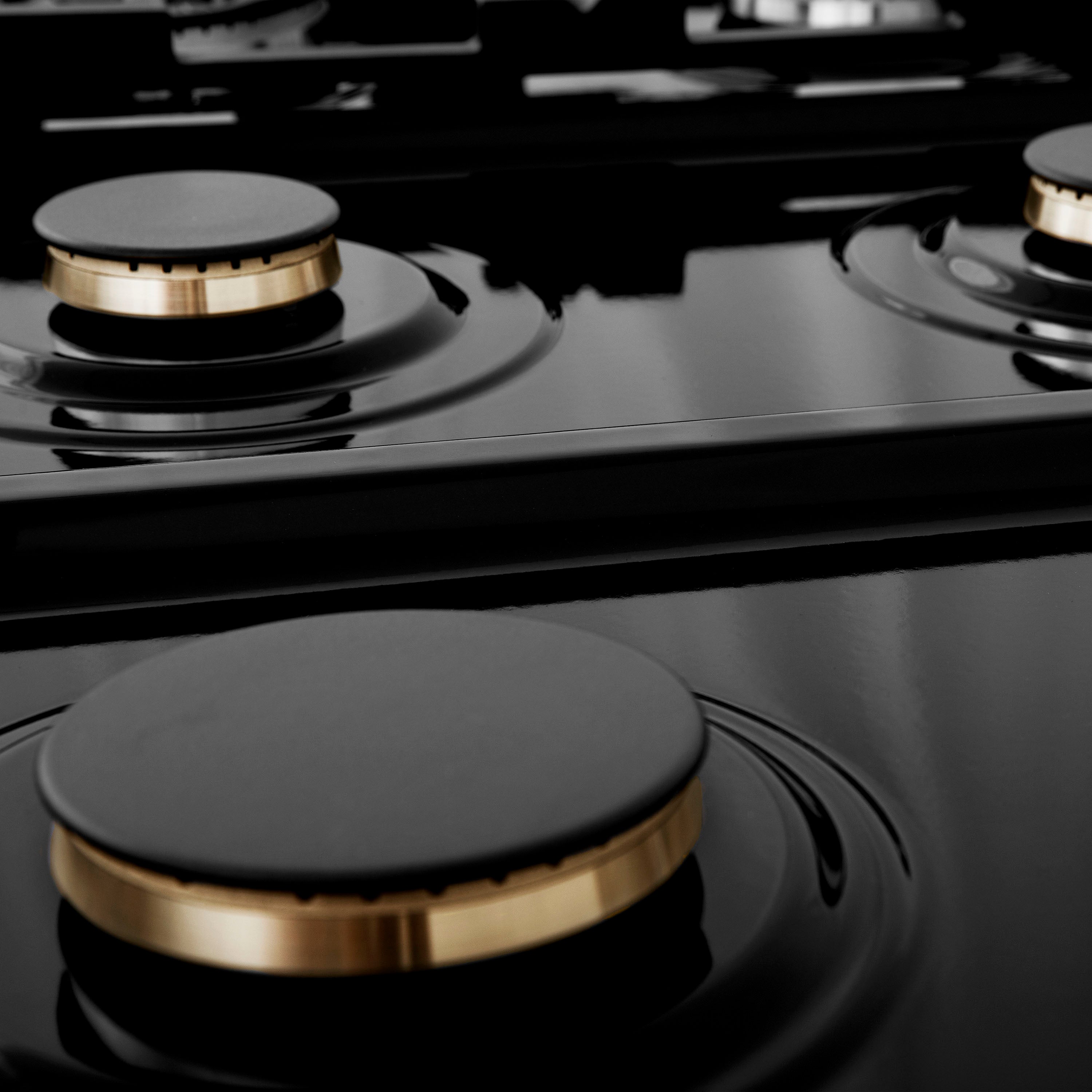 ZLINE 36" Legacy Gas Rangetop with 6 Brass Burners and Porcelain Cooktop in Satin Stainless Steel with Griddle, RTS-BR-GR-36