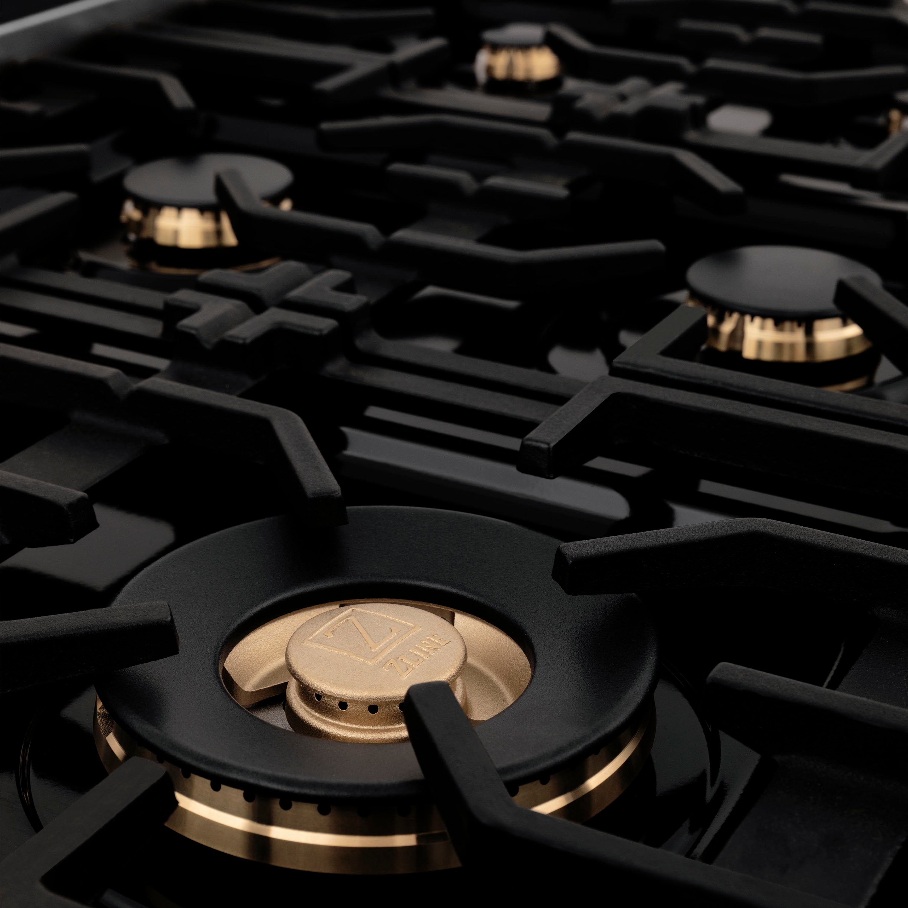 ZLINE 36" Legacy Gas Rangetop with 6 Brass Burners and Porcelain Cooktop in Satin Stainless Steel with Griddle, RTS-BR-GR-36