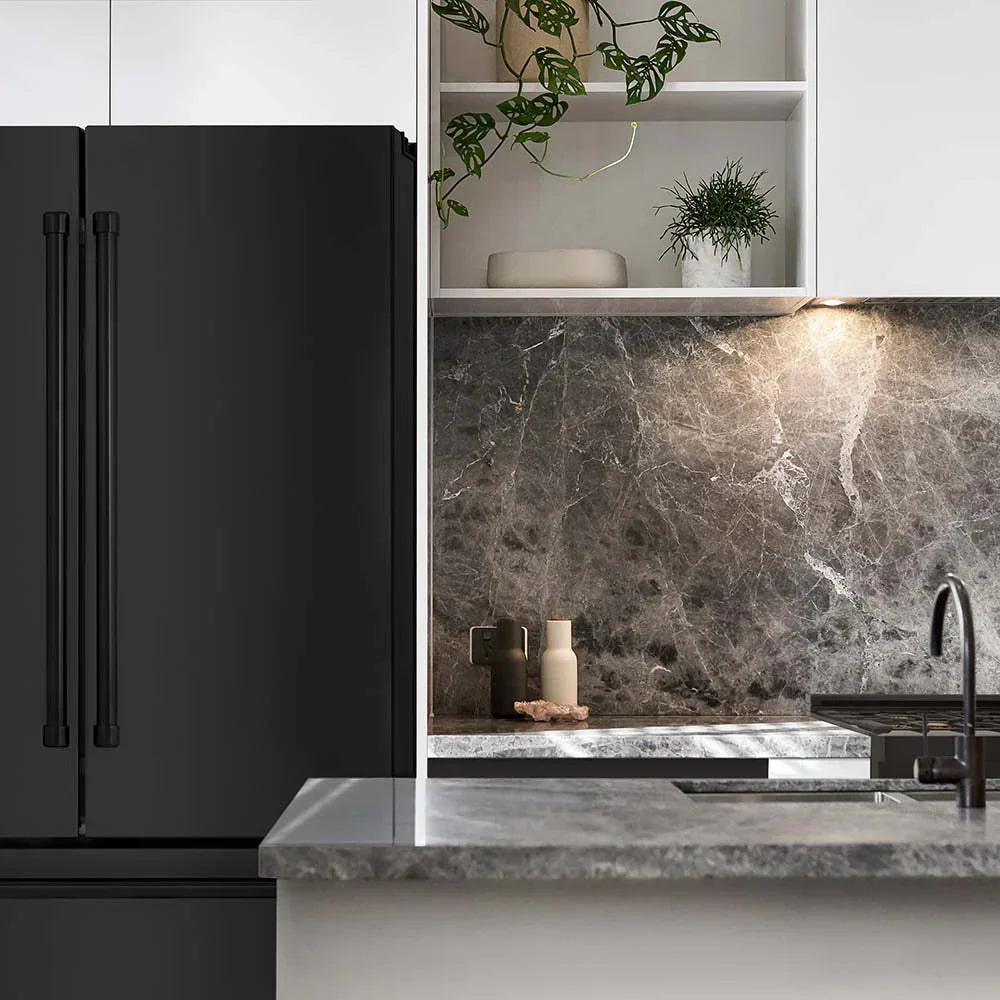 ZLINE 36 in French Door Refrigerator 22.5 cu. ft Ice Maker Black Stainless Steel (RFM-36-BS)