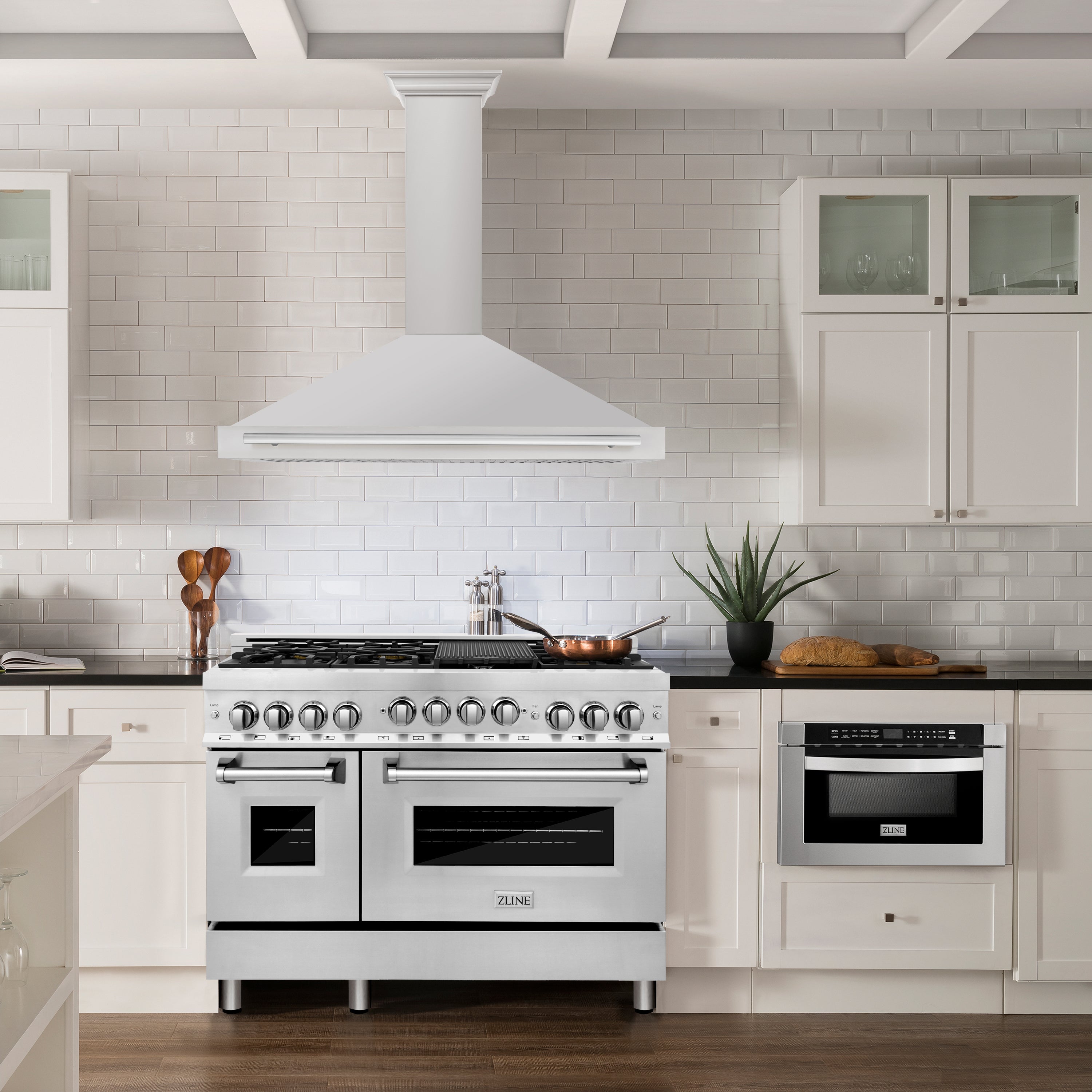 ZLINE 48 Inch Wall Mount Range Hood Stainless Steel 400 CFM Stainless Steel Handle (KB4STX-48)