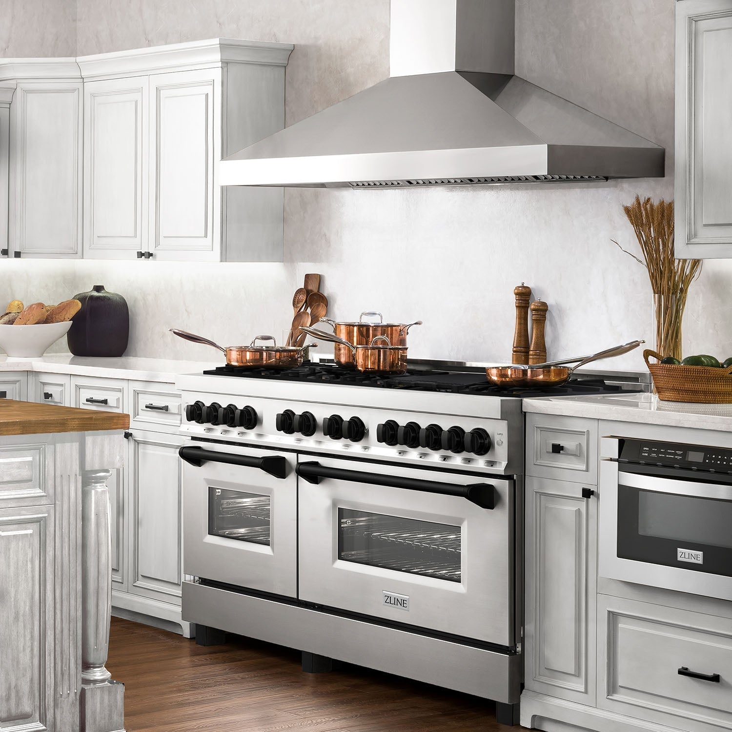 ZLINE Autograph Edition 60-Inch Dual Fuel Range with 7.4 cu. ft. Electric Convection Oven, Stainless Steel with Black Matte Accents (Model RAZ-60-MB)