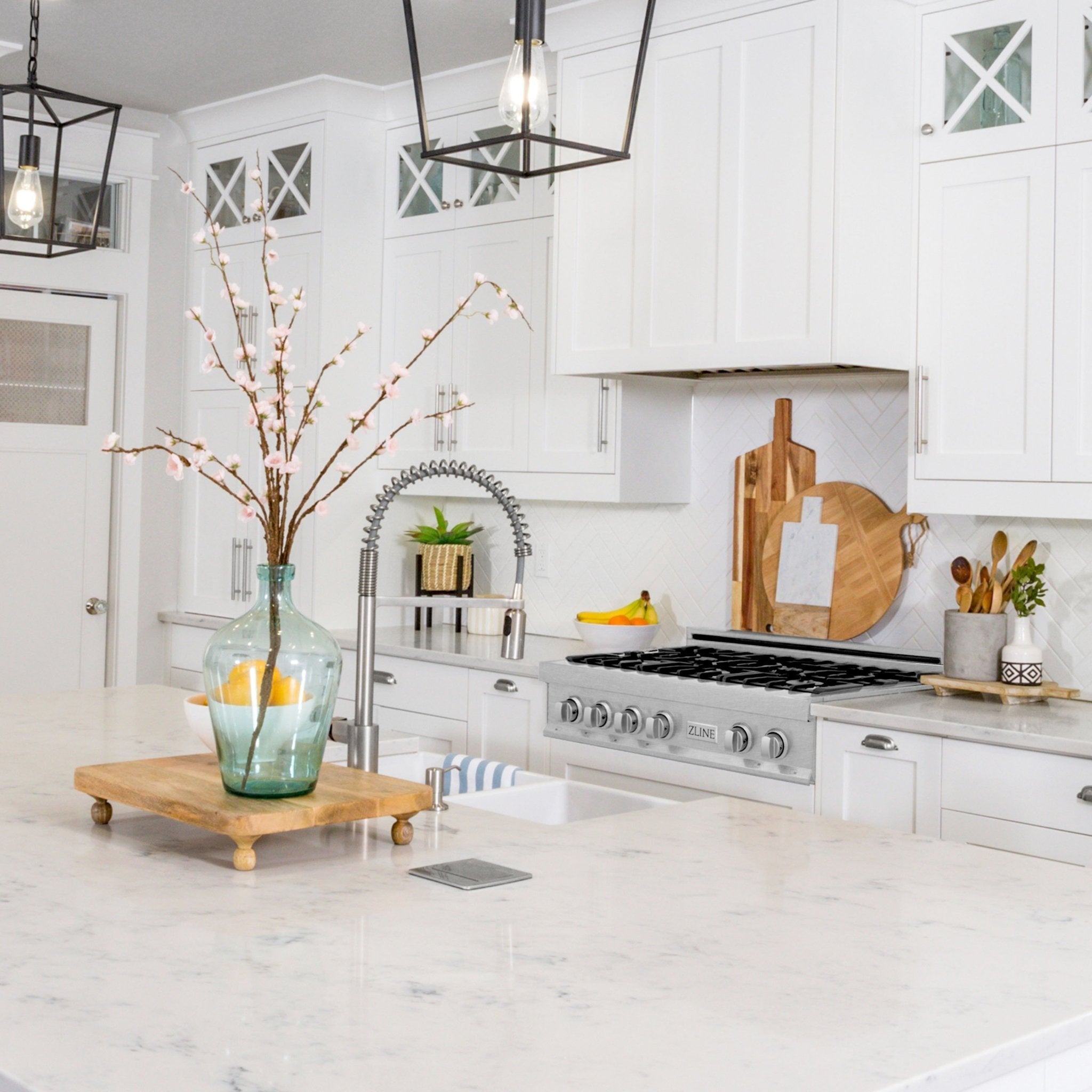 ZLINE 30" Legacy Gas Rangetop with 4 Burners and Porcelain Cooktop in Satin Stainless Steel with Griddle, RTS-GR-30