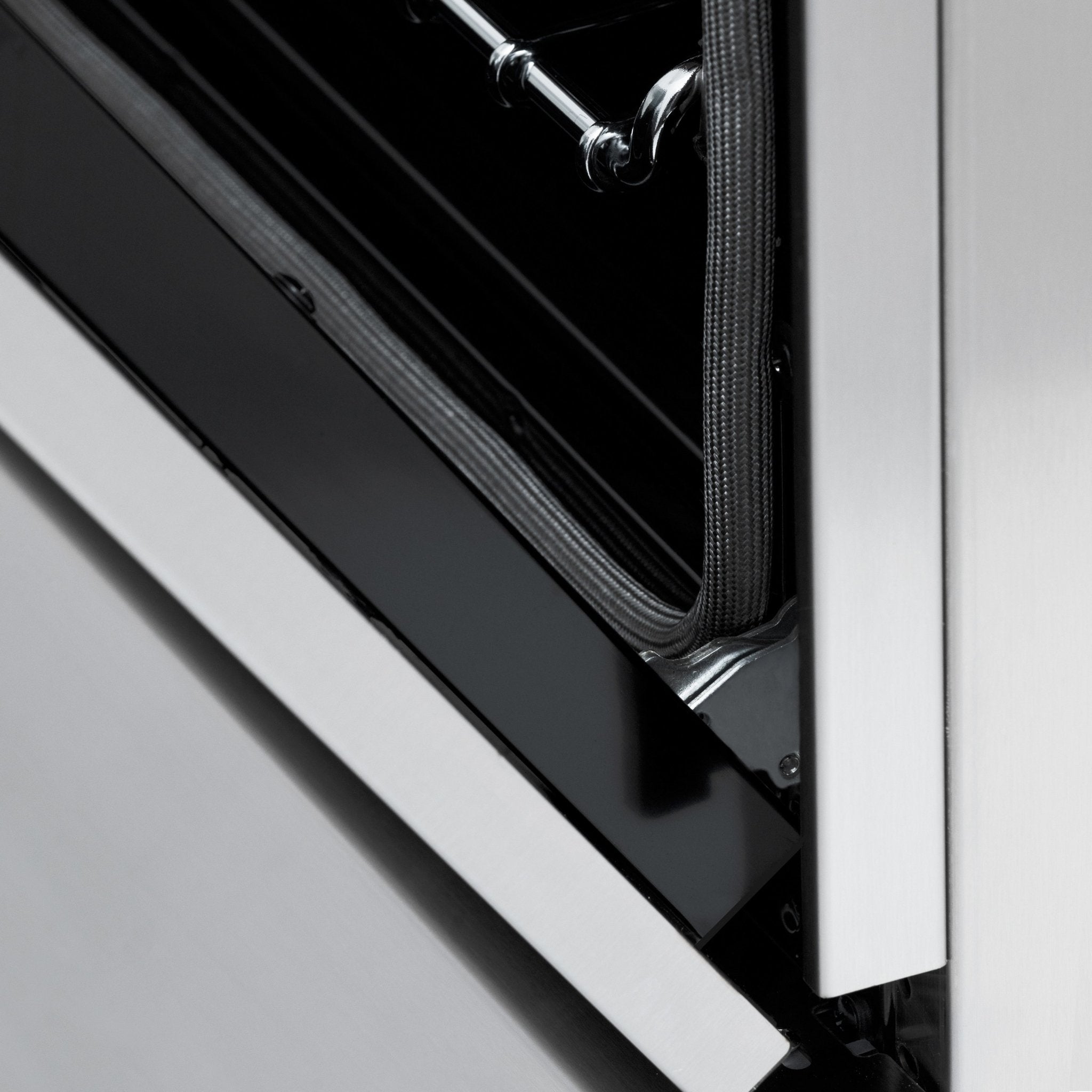ZLINE 48 in. Legacy Dual Fuel Range, 7 Burner Gas Cooktop with Griddle, Double Electric Convection Ovens, Satin Stainless Steel with White Matte Doors, 6.0 cu. ft. (RAS-WM-GR-48)