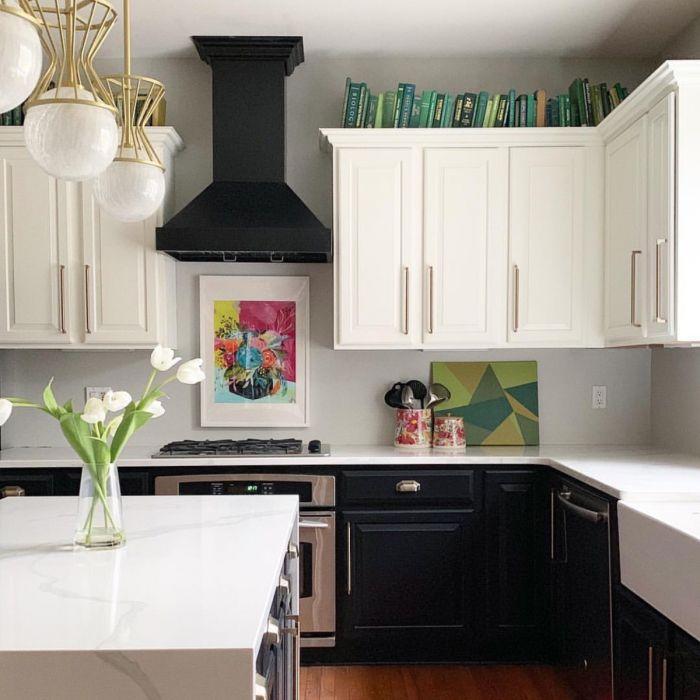 ZLINE 36 in. Wooden Wall Mount Range Hood with Crown Molding, Designer Series (KBCC-36)
