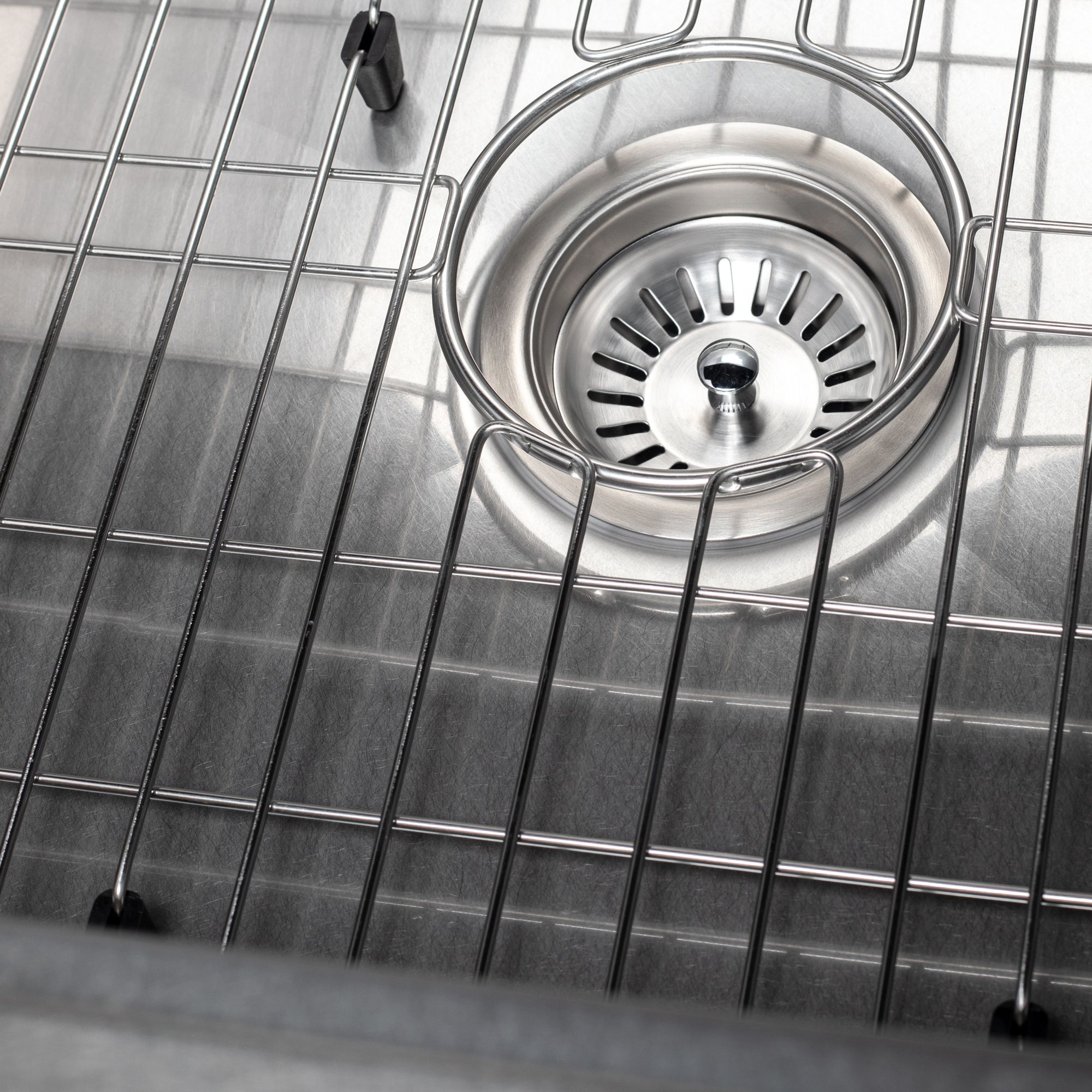 ZLINE 30" Zermatt Farmhouse Apron Mount Single Bowl Satin Stainless Steel Kitchen Sink with Bottom Grid, SAS-30S