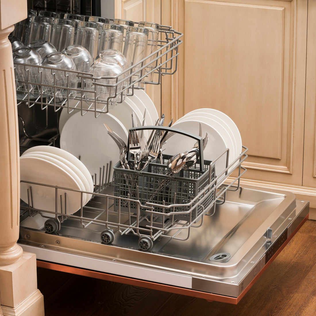 ZLINE 24-Inch Top Control Dishwasher, Copper Finish, Stainless Steel Tub, Traditional Handle, DW-C-H-24