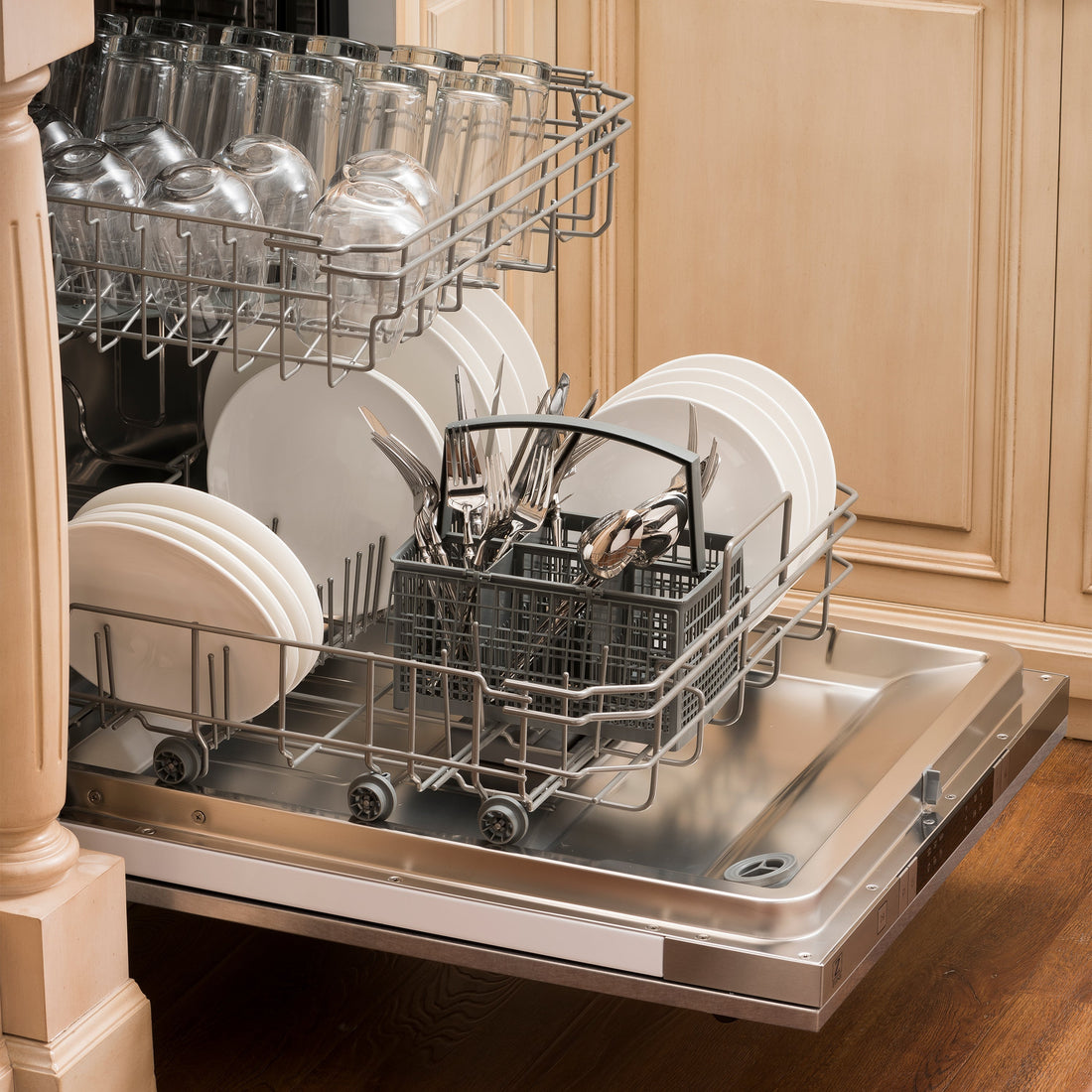 ZLINE 24" Top Control Built-In Dishwasher with Satin Stainless Steel Panel and Stainless Steel Tub with Modern Style Handle, 52dBa, DW-SN-24